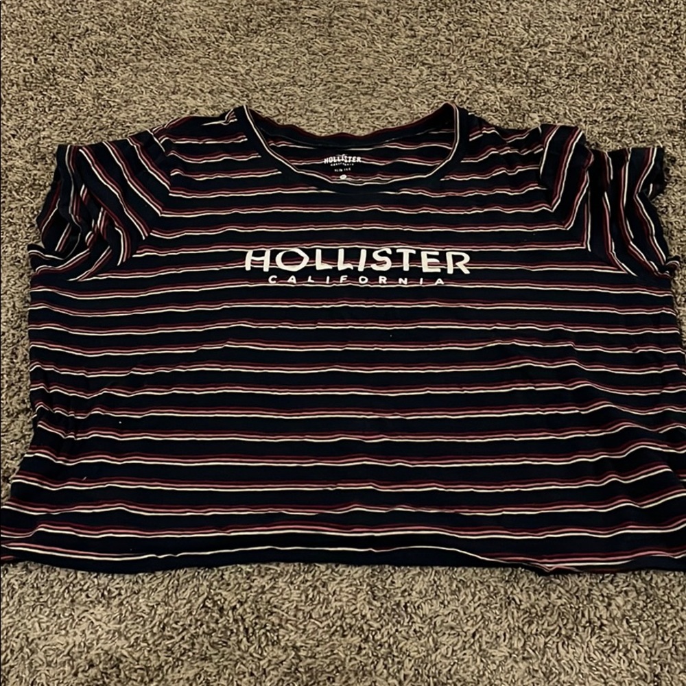 cropped tee